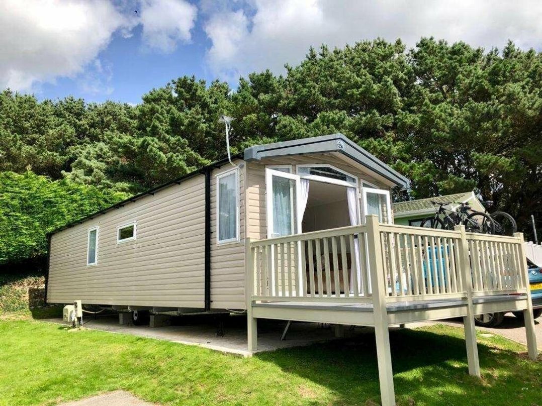 Newquay Holiday Park - Holiday Accommodation 19871