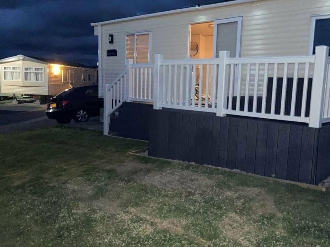 Clarach Bay Holiday Village - Holiday Accommodation 19922