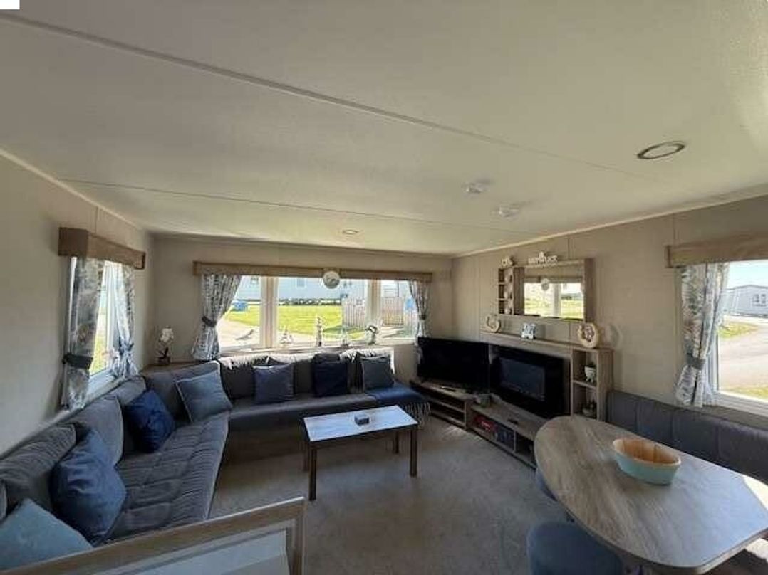 Blue Dolphin Holiday Park - Holiday Accommodation 19941