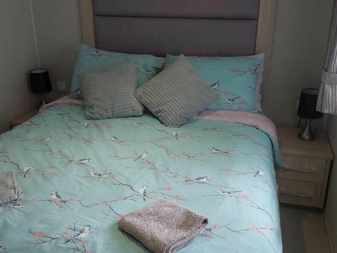 Caister Holiday Park - Holiday Accommodation 20019