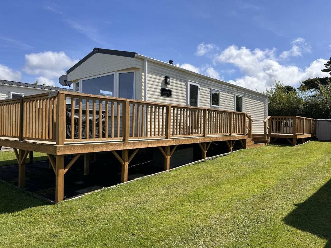 Dinas Cross Country Park - Holiday Accommodation 20053