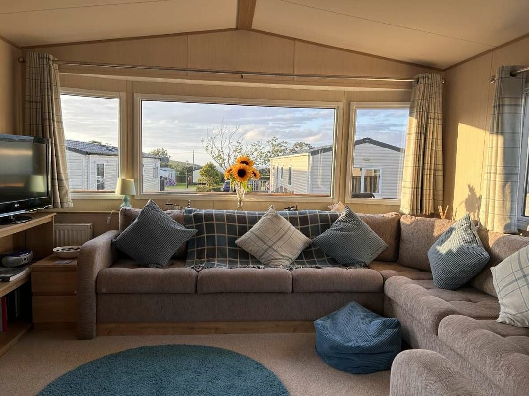 Dinas Cross Country Park - Holiday Accommodation 20053