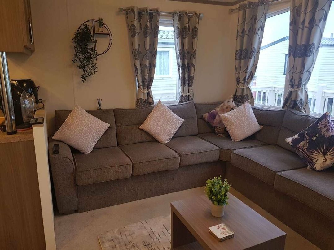 Seaview Caravan Park - Holiday Accommodation 20065