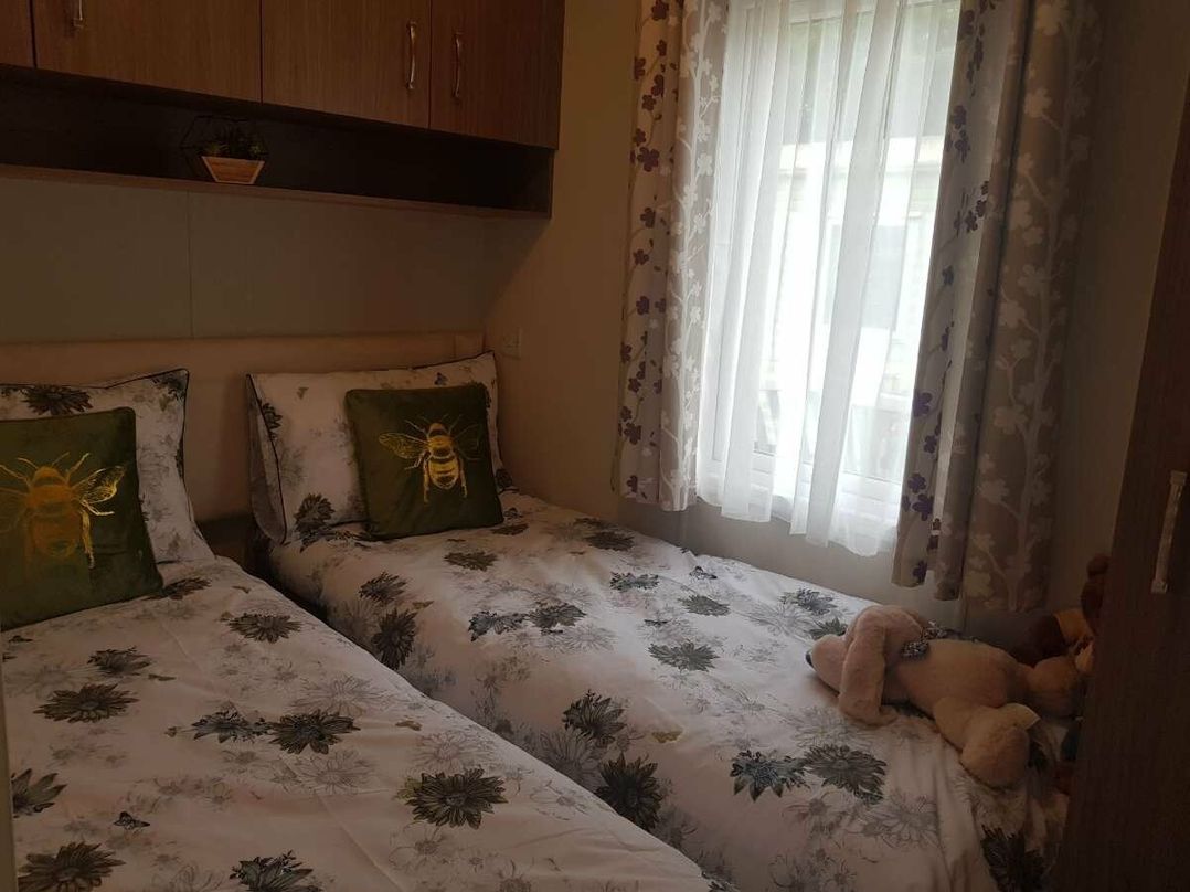 Seaview Caravan Park - Holiday Accommodation 20065