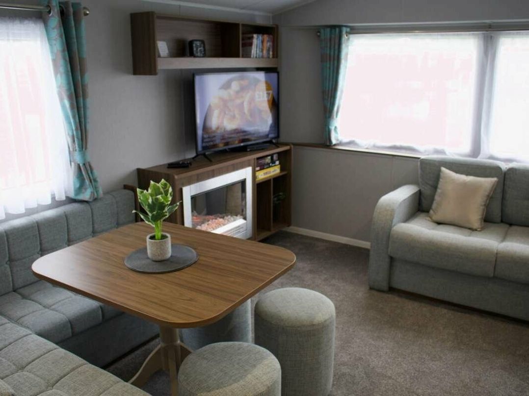 Golden Sands - Holiday Accommodation 20074