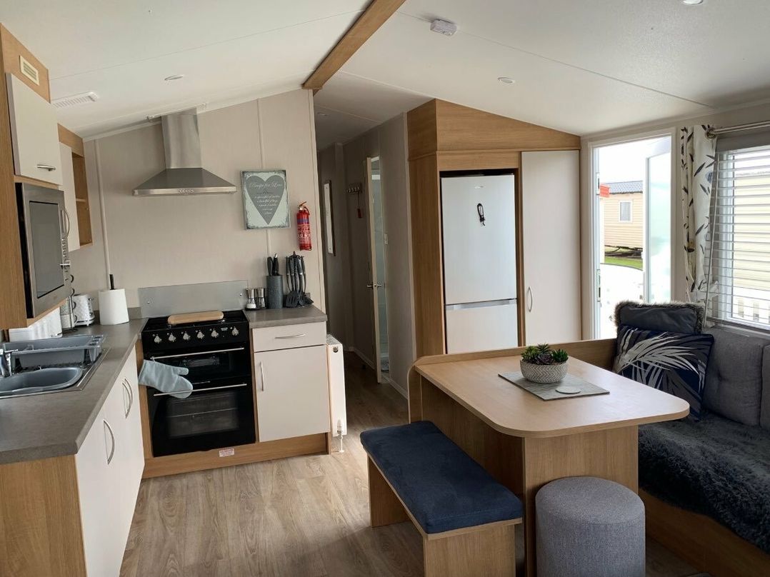 Trecco Bay - Holiday Accommodation 20095