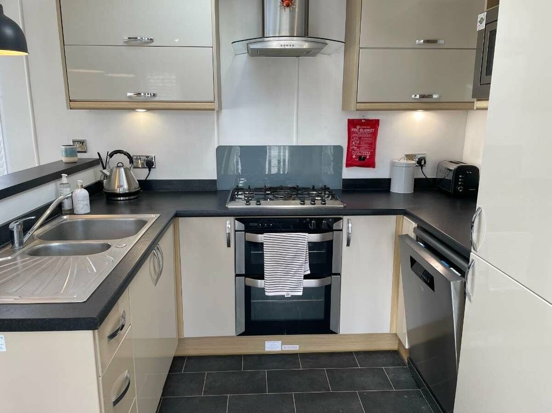 Rockley Park - Holiday Accommodation 20106