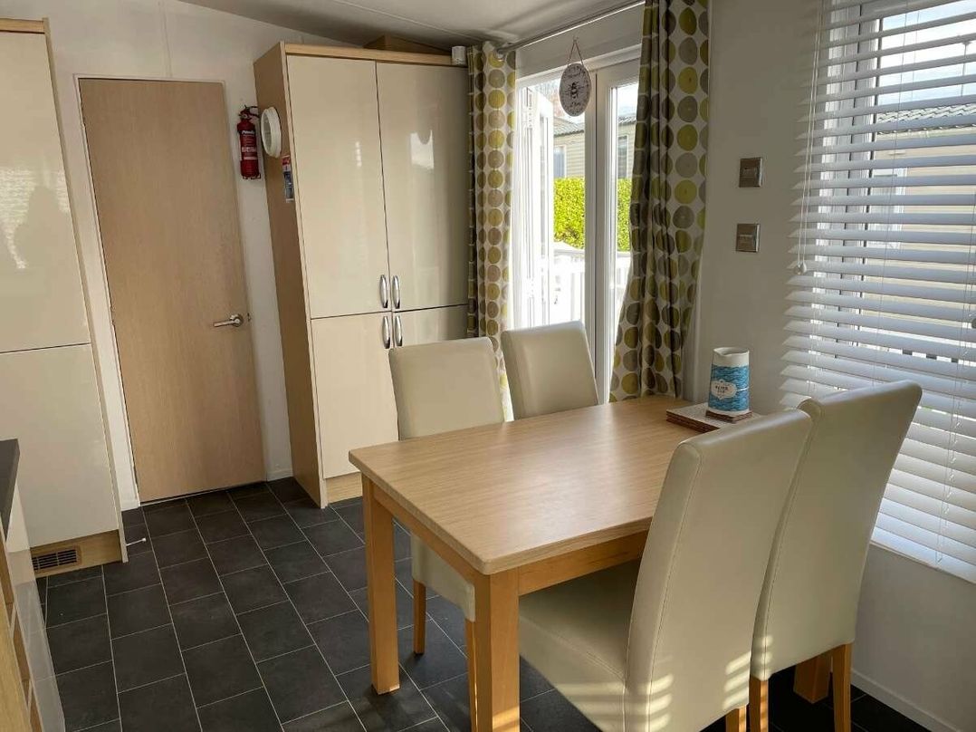 Rockley Park - Holiday Accommodation 20106