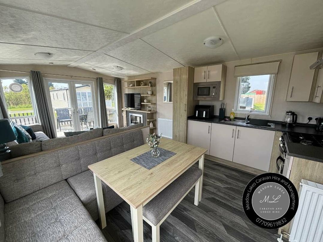 Golden Palm Resort - Holiday Accommodation 20151