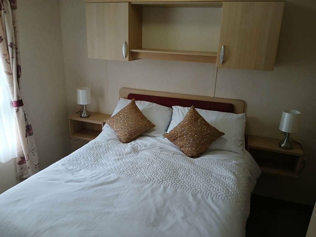 Hoburne Cotswolds - Holiday Accommodation 20158