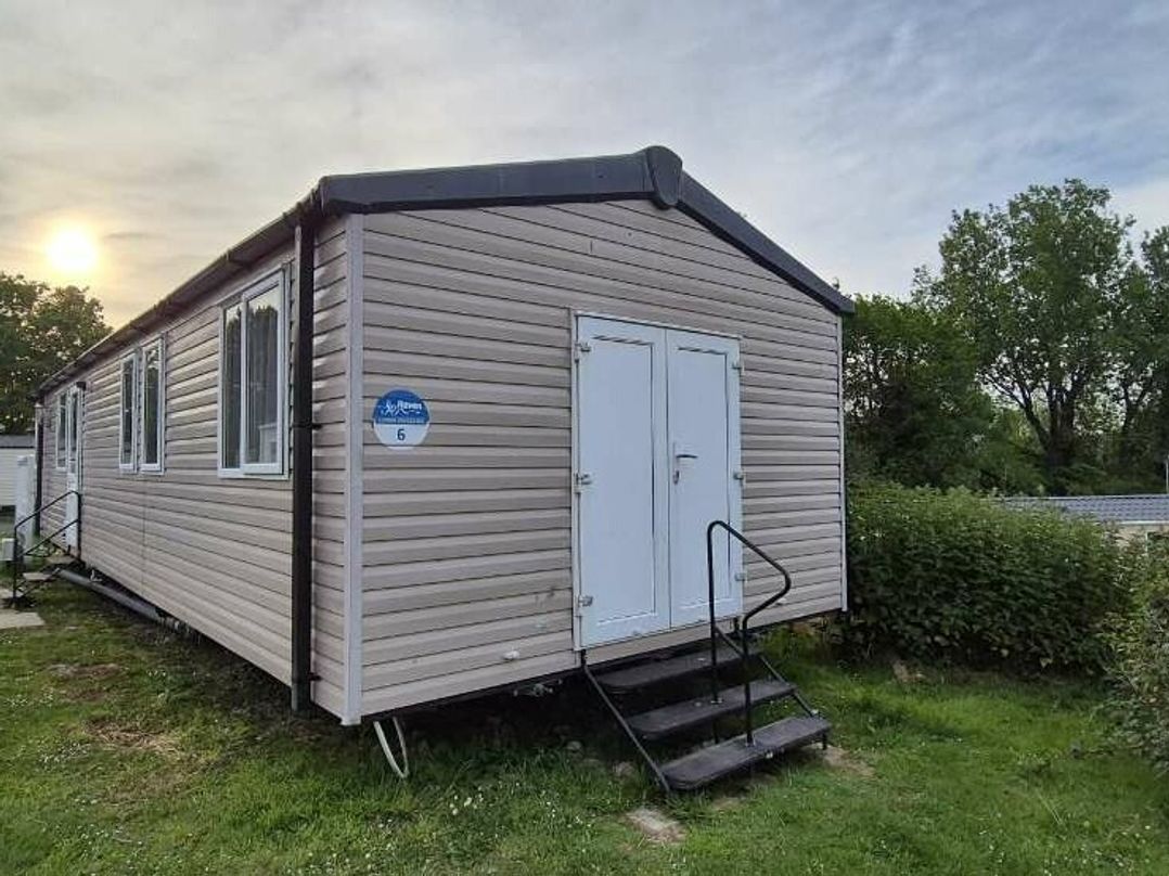 Combe Haven Holiday Park - Holiday Accommodation 20162