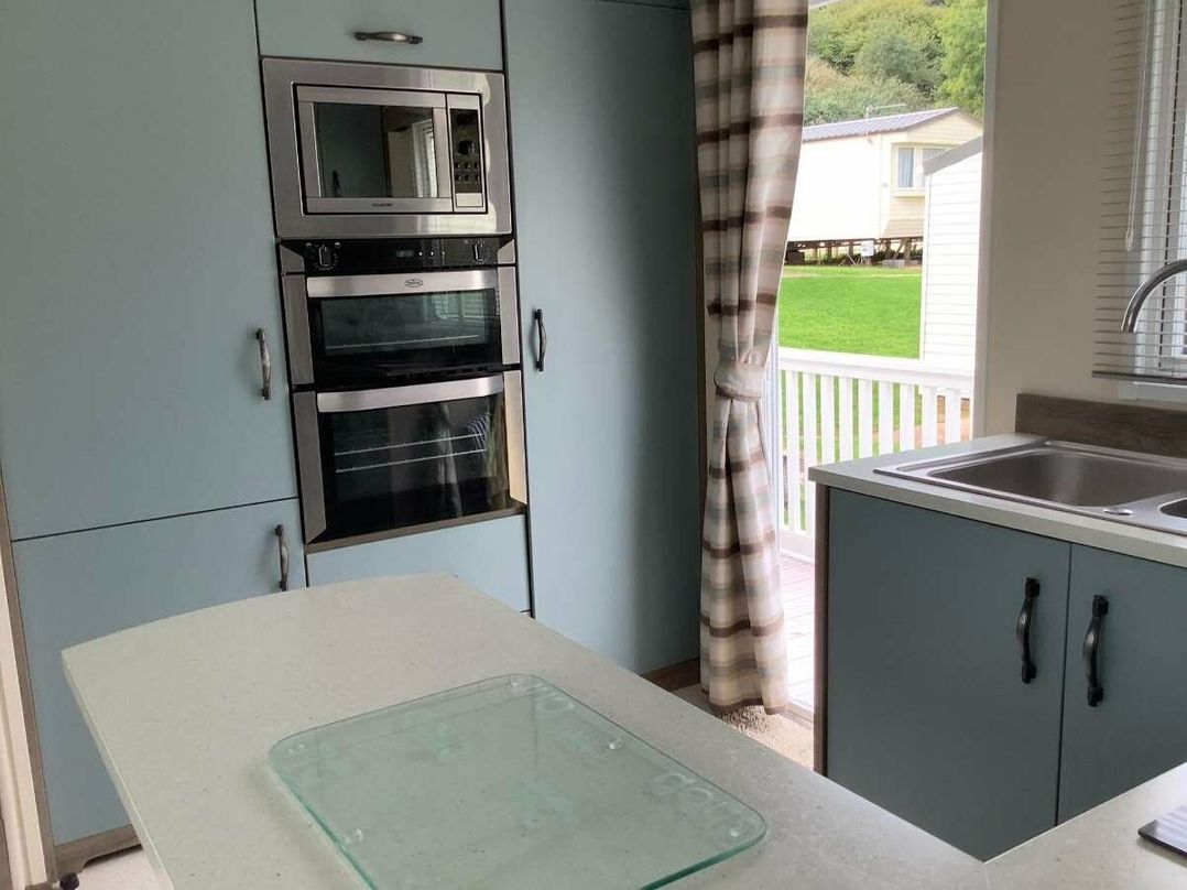 Hoburne Devon Bay - Holiday Accommodation 20176