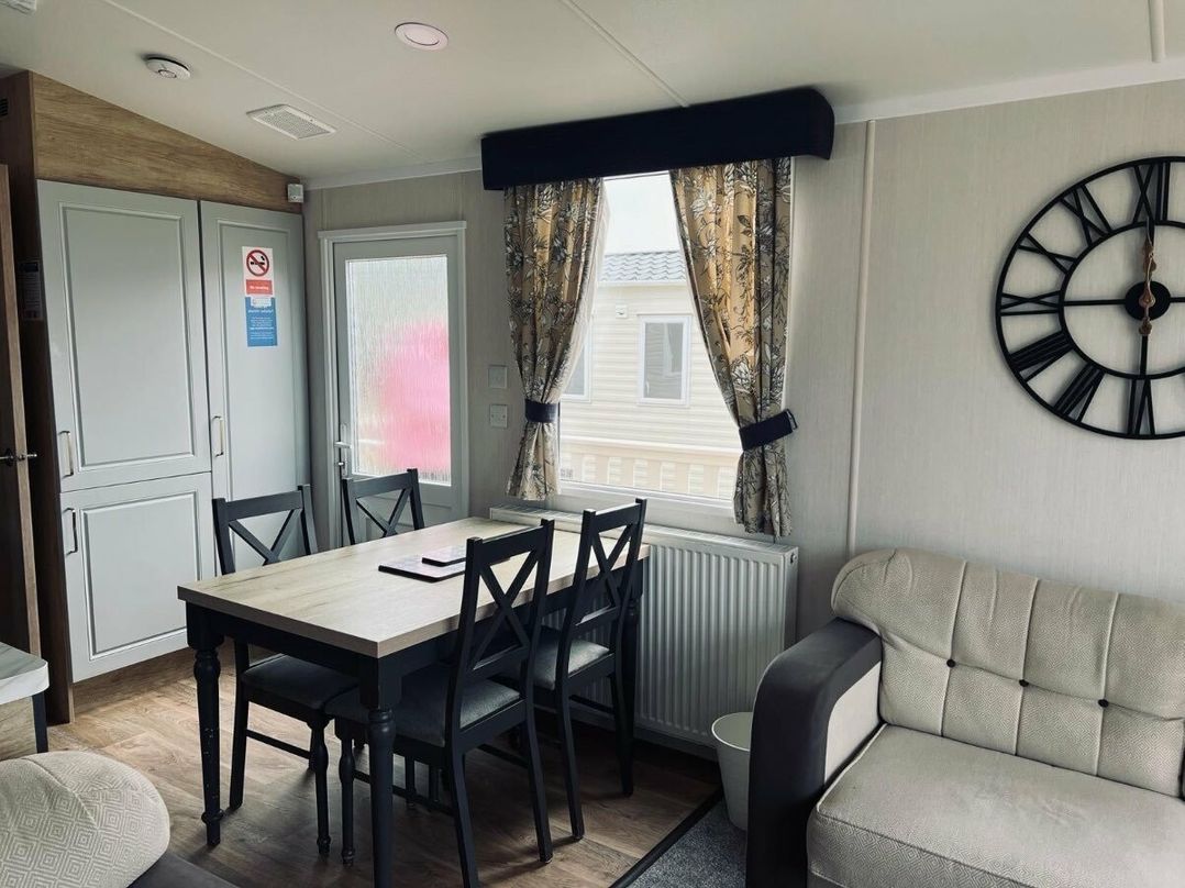 Blue Dolphin Holiday Park - Holiday Accommodation 20187