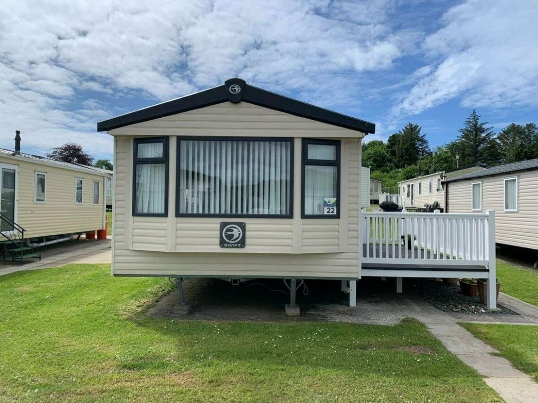 Manorbier Country Park - Holiday Accommodation 20247