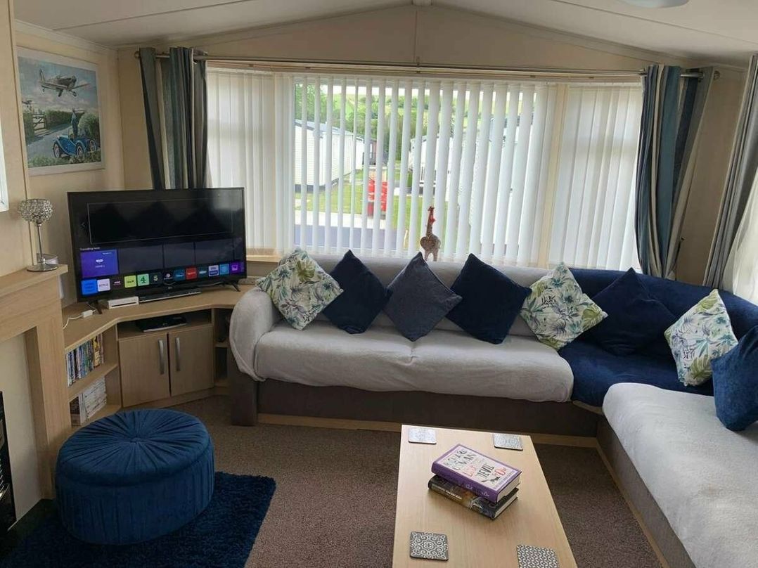 Manorbier Country Park - Holiday Accommodation 20247