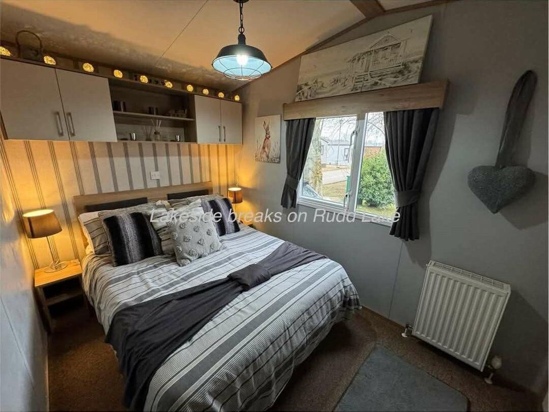 Tattershall Lakes Country Park - Holiday Accommodation 20340