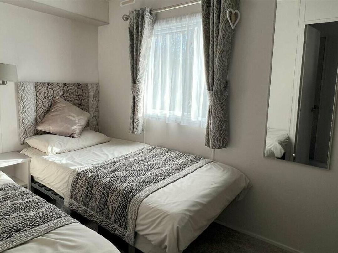 Oakdene Forest Park - Holiday Accommodation 20354