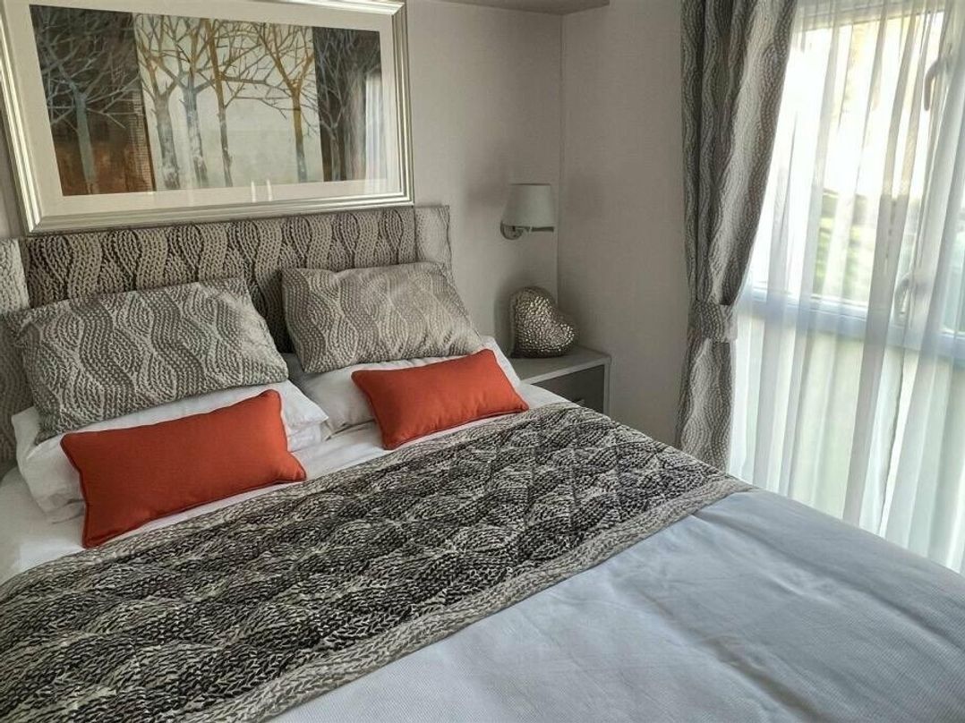 Oakdene Forest Park - Holiday Accommodation 20354