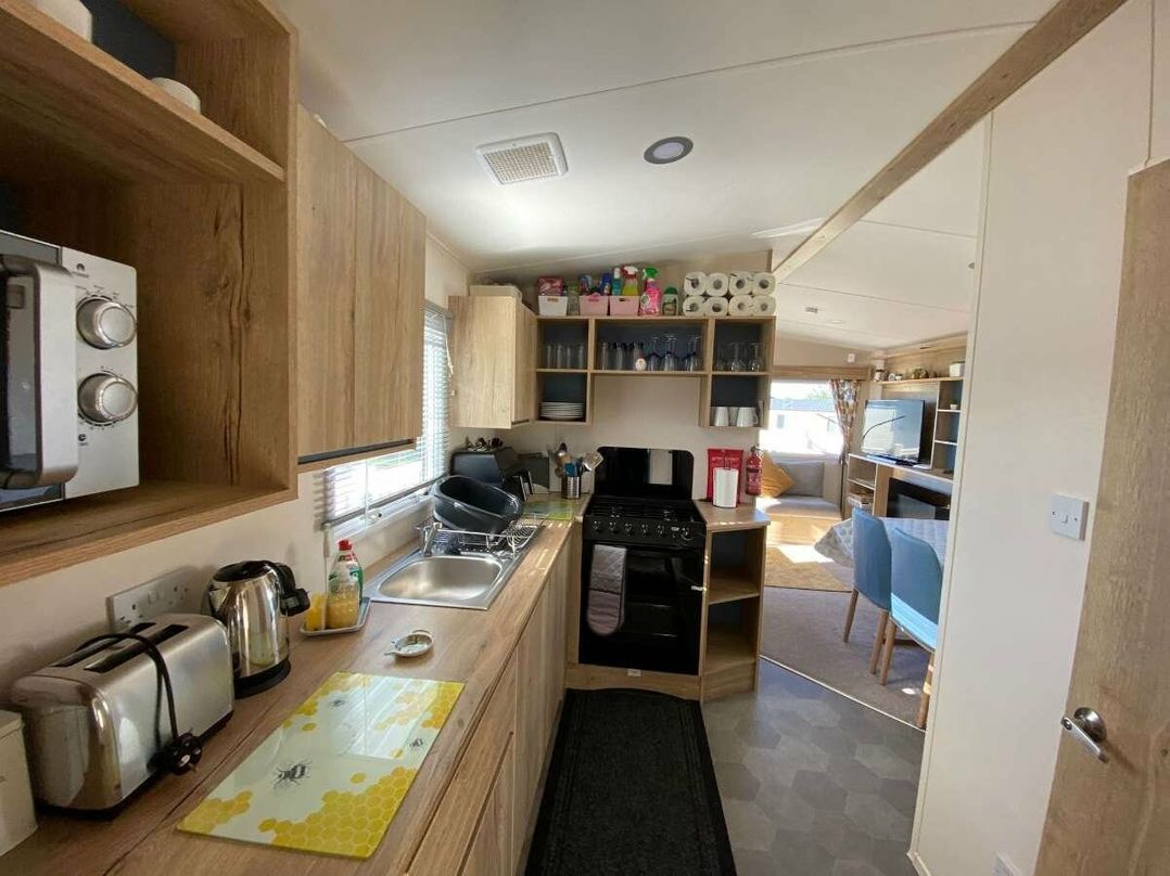 Blue Dolphin Holiday Park - Holiday Accommodation 20459