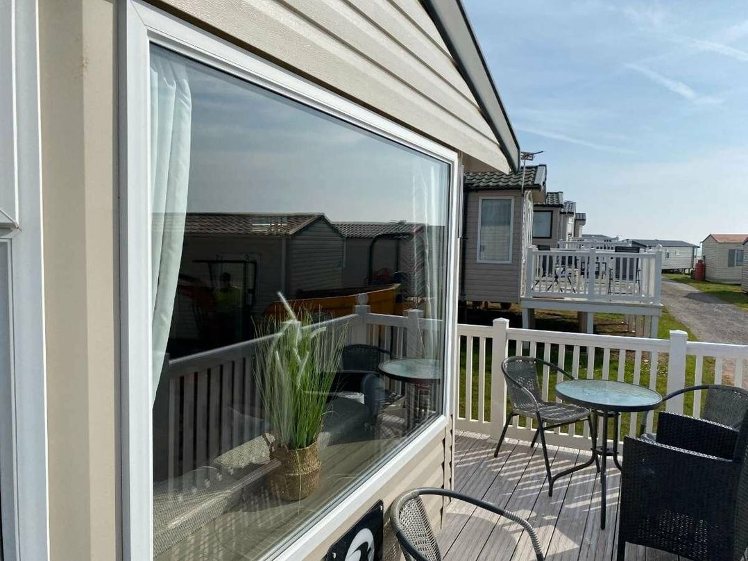 Devon Cliffs Holiday Park - Holiday Accommodation 20460