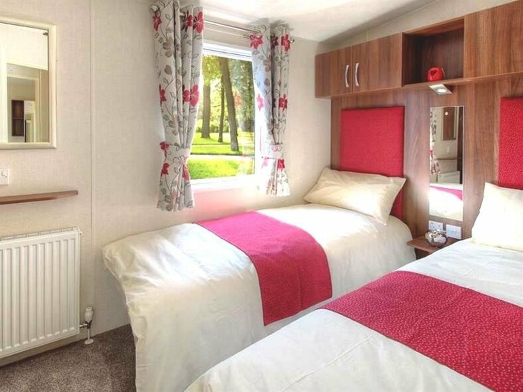 Hoburne Bashley - Holiday Accommodation 20476