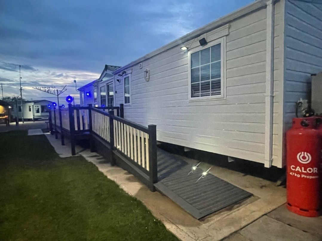 Waterside Leisure Park - Holiday Accommodation 20505