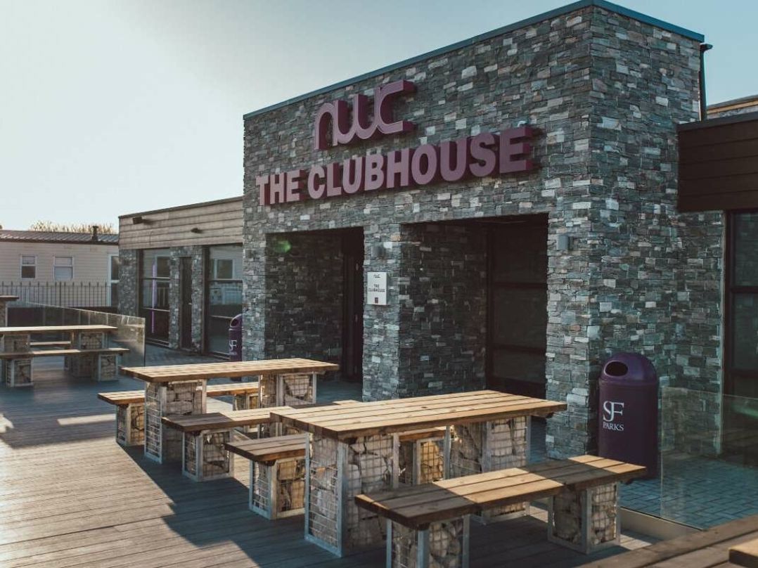 Golden Gate Holiday Centre - Holiday Accommodation 20515