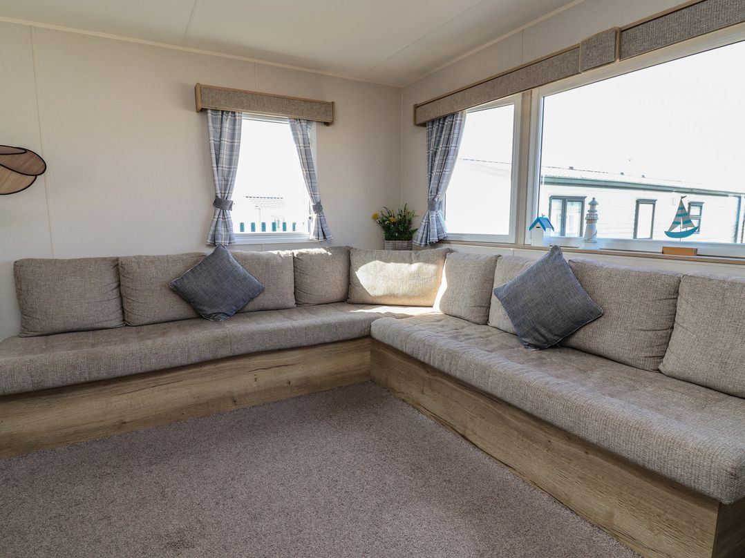 Golden Sands Kinmel Bay - 20528