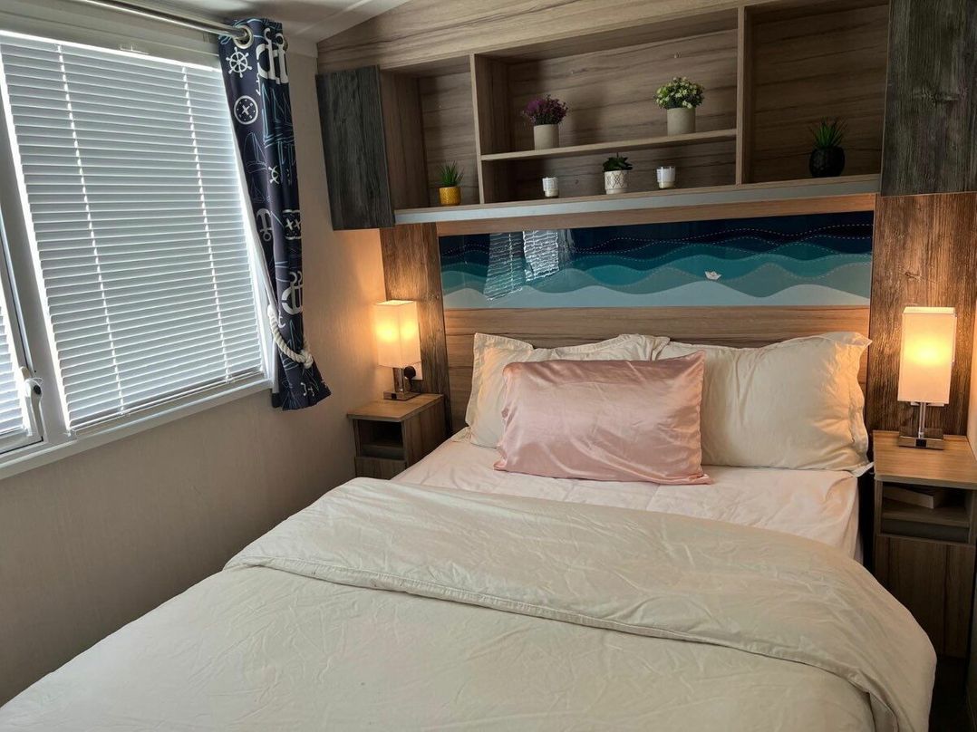 Marton Mere Holiday Village - Holiday Accommodation 20606