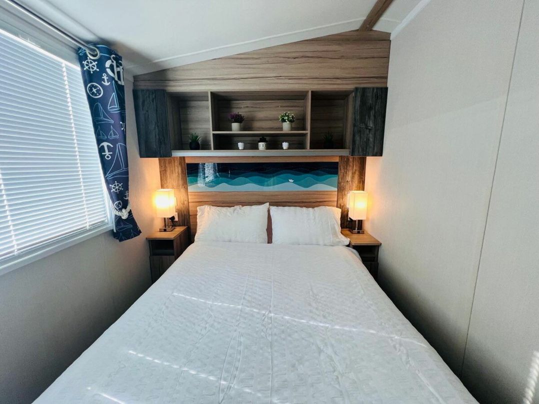 Marton Mere Holiday Village - Holiday Accommodation 20606