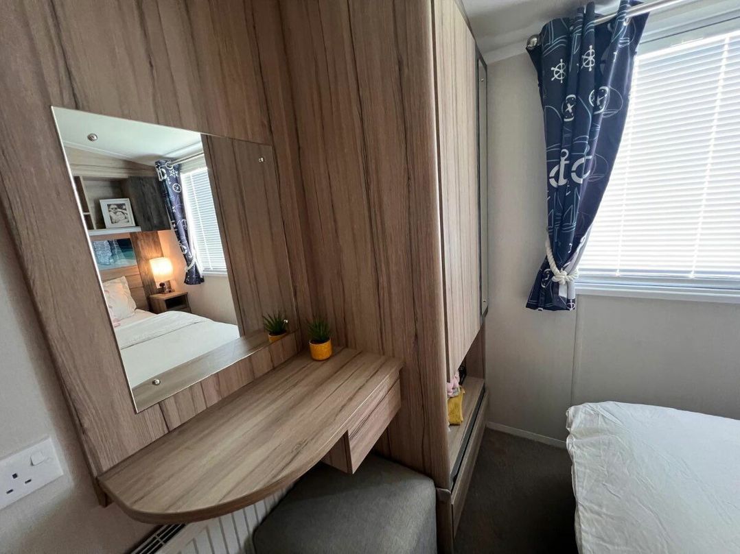 Marton Mere Holiday Village - Holiday Accommodation 20606