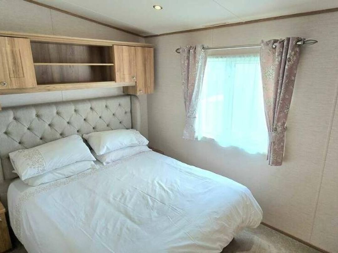 Ocean Edge Leisure Park - Holiday Accommodation 20703