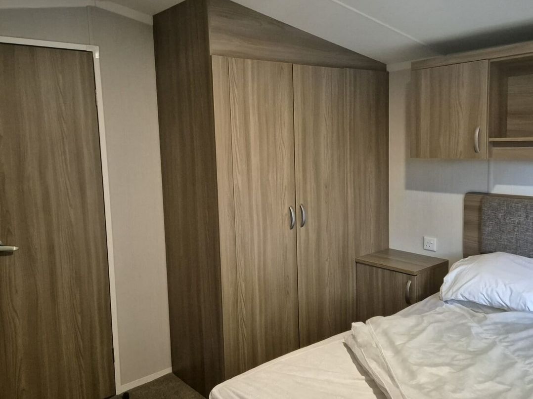 Marton Mere Holiday Village - Holiday Accommodation 20801