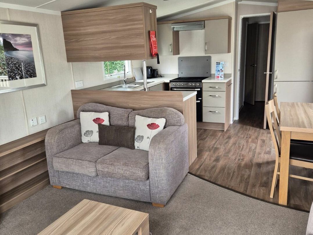 Marton Mere Holiday Village - Holiday Accommodation 20801