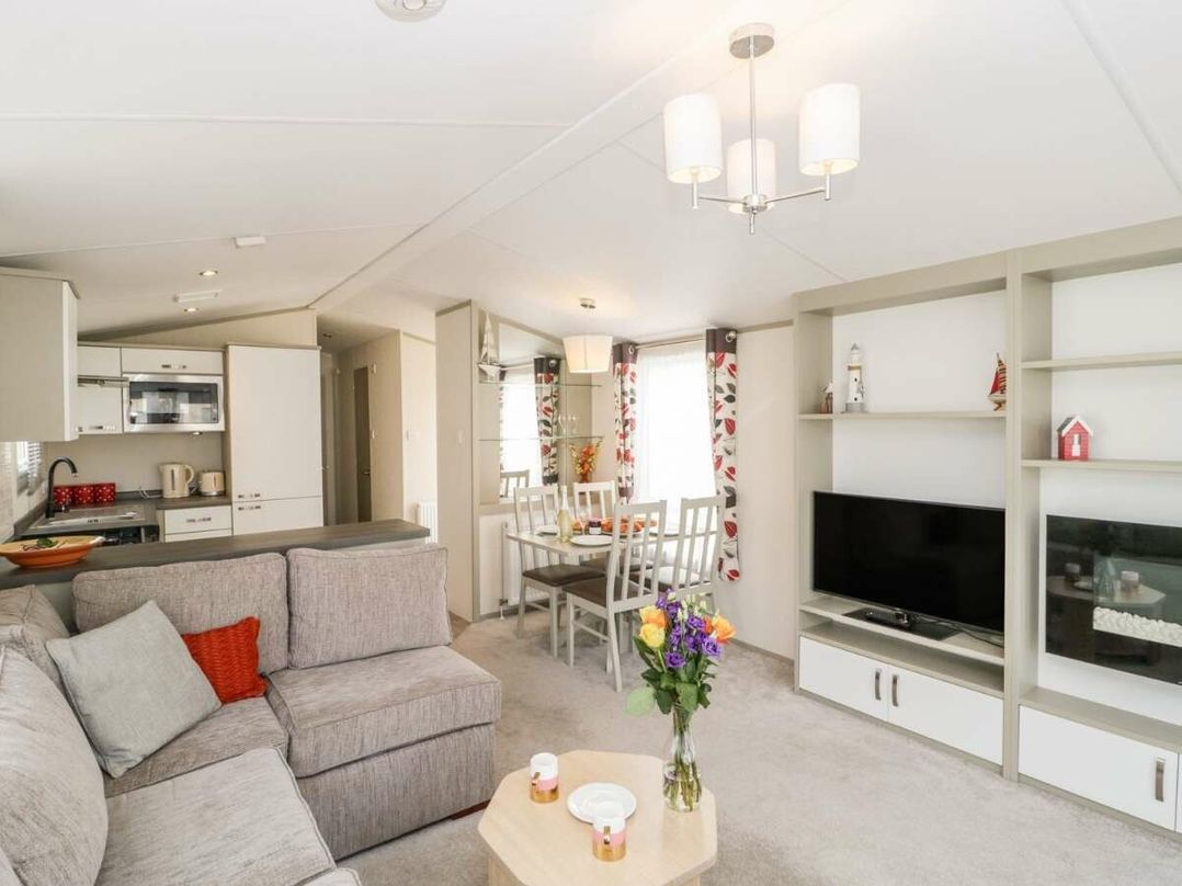 Shorefield Country Park - Holiday Accommodation 20815