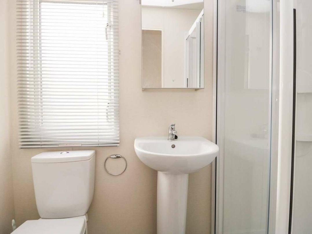 Shorefield Country Park - Holiday Accommodation 20815