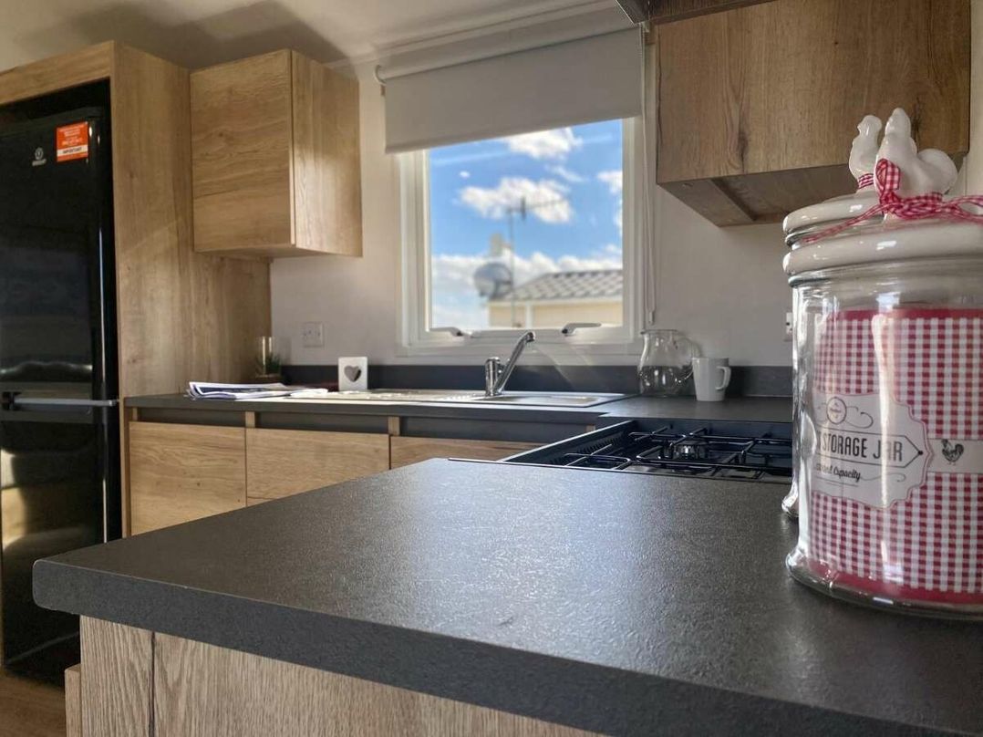 Cayton Bay Caravan Park - Holiday Accommodation 20825