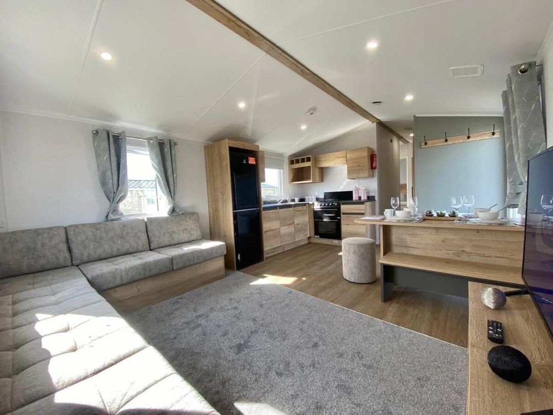 Cayton Bay Caravan Park - Holiday Accommodation 20825