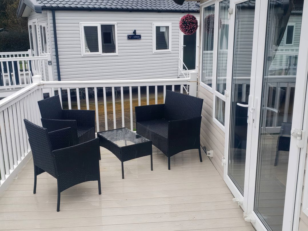 Marton Mere Holiday Village - Holiday Accommodation 20877