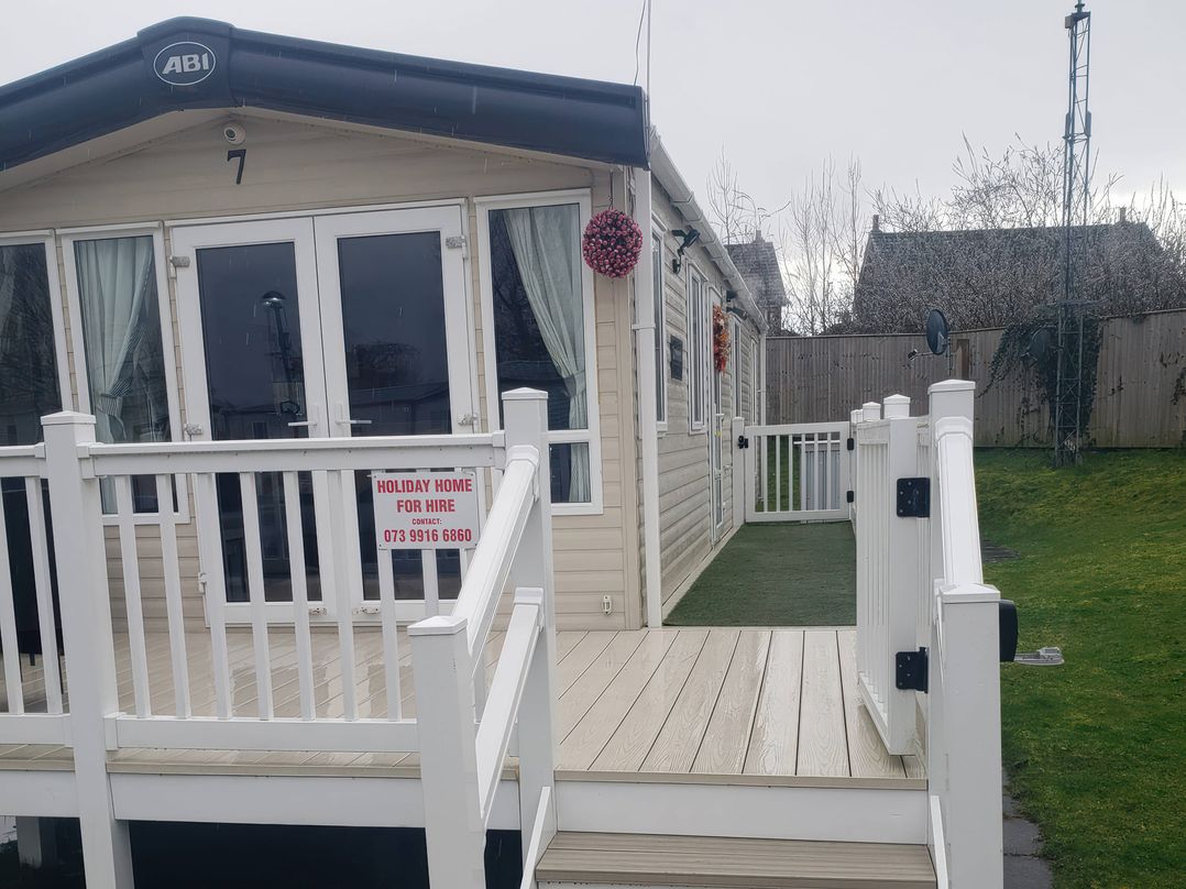 Marton Mere Holiday Village - Holiday Accommodation 20877