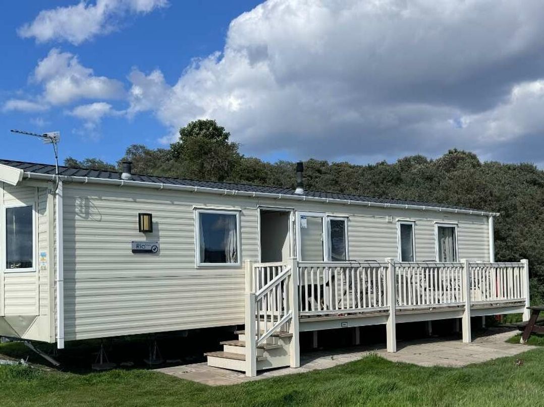 Golden Sands - Holiday Accommodation 20928