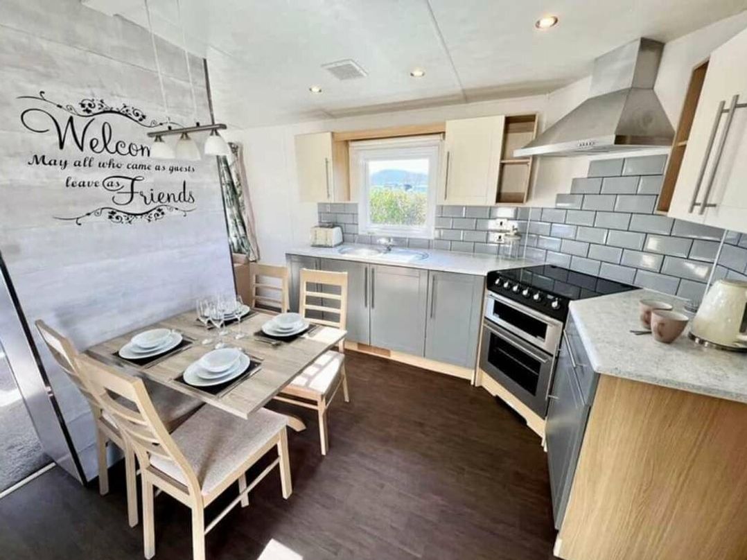 Ty Mawr Holiday Park - Holiday Accommodation 20936