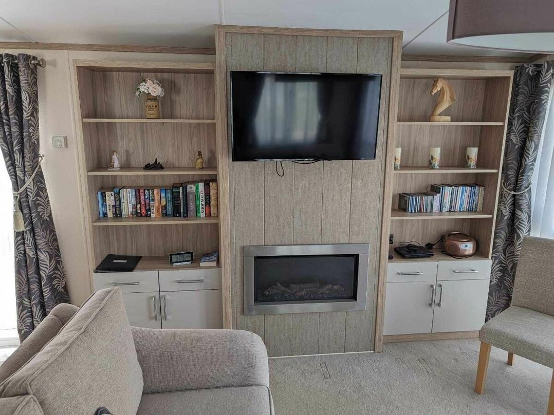 Oakdene Forest Park - Holiday Accommodation 21011