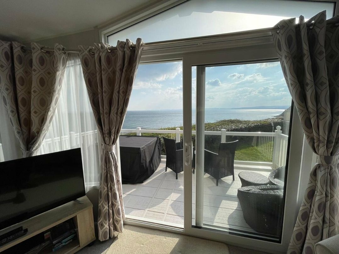 Devon Cliffs Holiday Park - Holiday Accommodation 2104