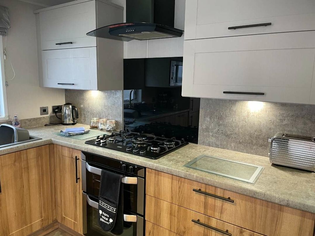 Rockley Park - Holiday Accommodation 21044