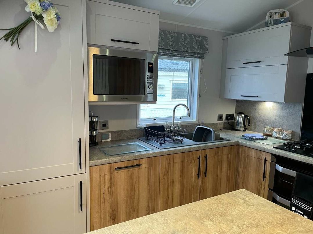 Rockley Park - Holiday Accommodation 21044