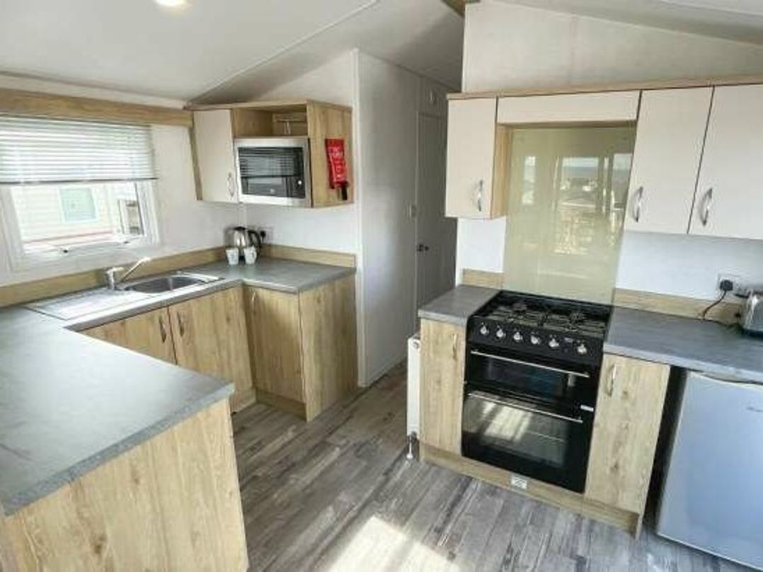 Devon Cliffs Holiday Park - Holiday Accommodation 21046