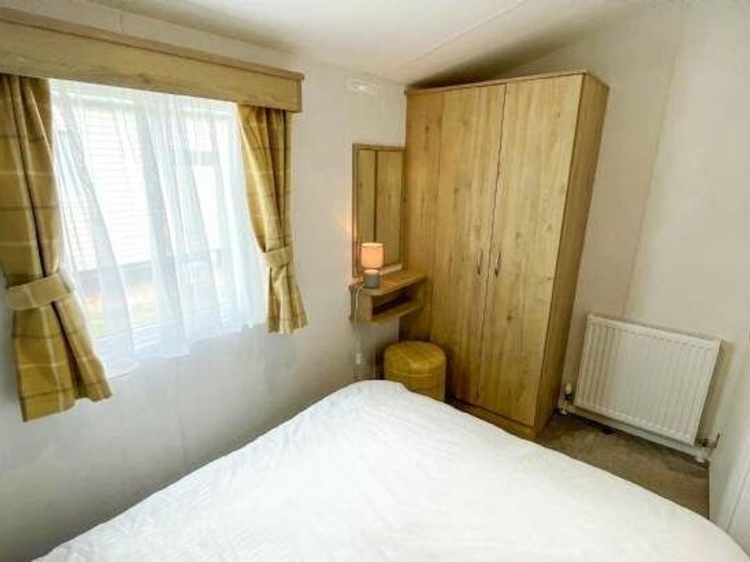 Devon Cliffs Holiday Park - Holiday Accommodation 21046