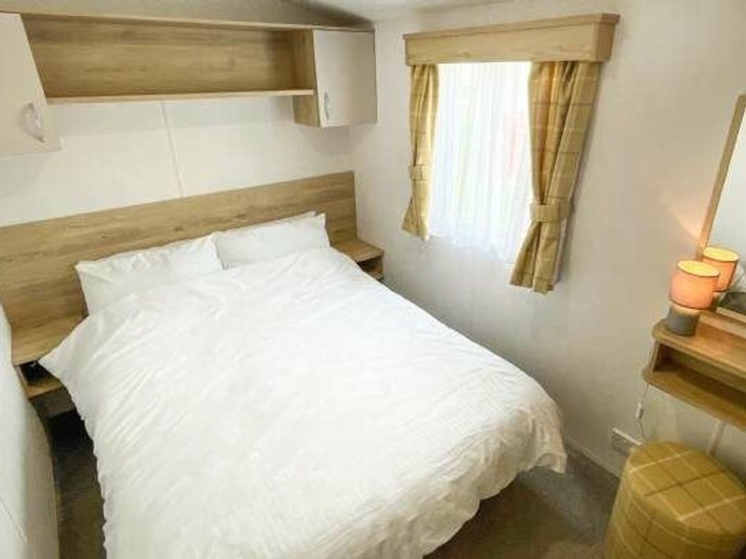 Devon Cliffs Holiday Park - Holiday Accommodation 21046