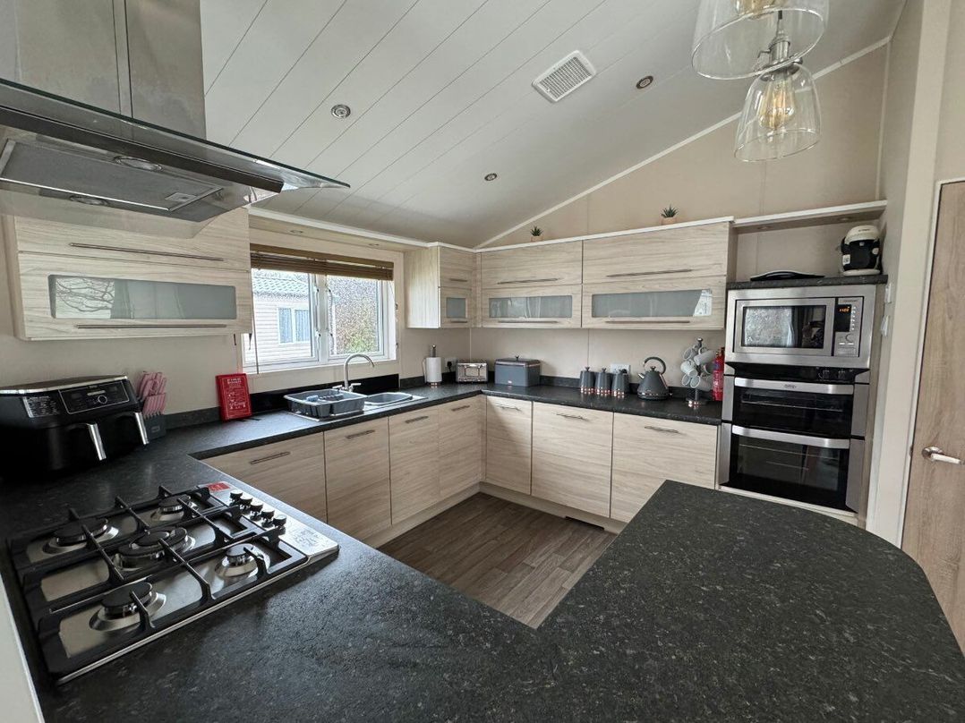 Burnham-on-Sea Holiday Park - Holiday Accommodation 21065